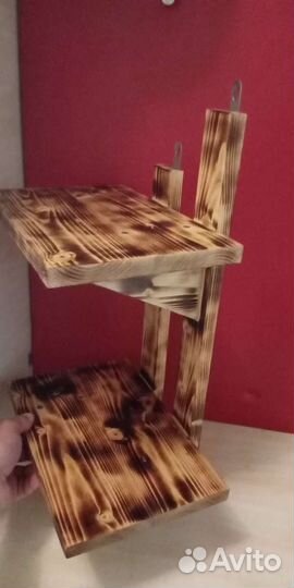 Настенная полочка