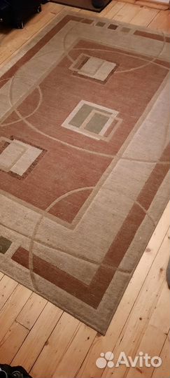 Чистка коврового покрытия, ковров