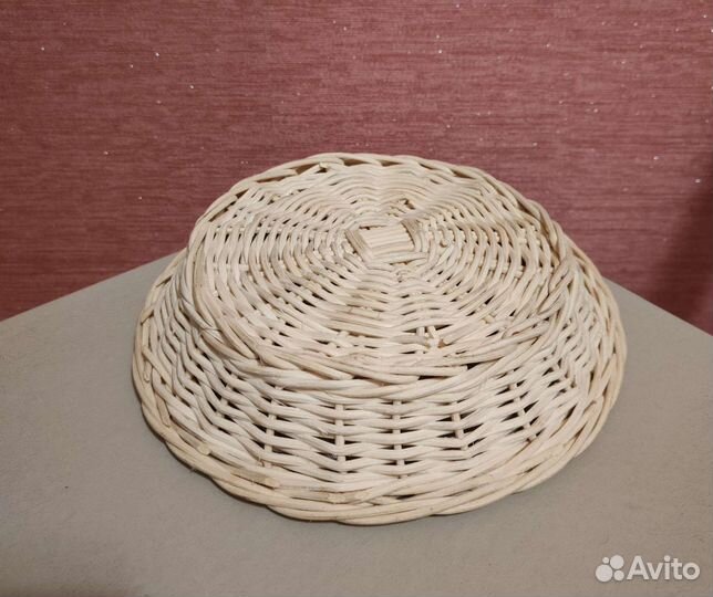 Хлебница плетеная