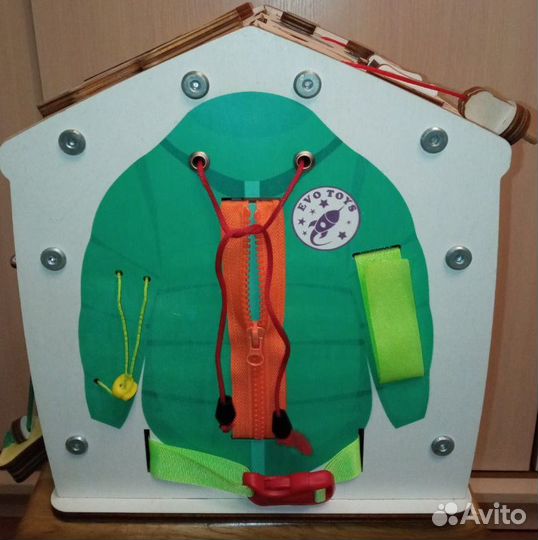 Бизиборд домик развивающий знайка Радуга Мини