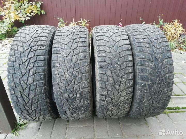 Dunlop Grandtrek Ice 02 215/60 R17 100T