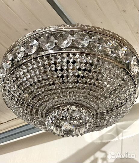 Люстра хрустальная Резерва нет