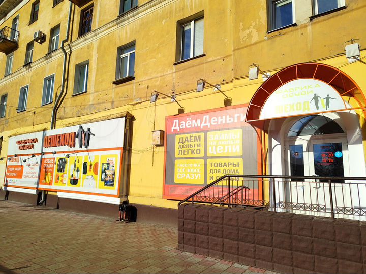 Торговое помещение 252 м², 1 линия, отдельный вход