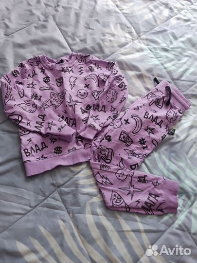 Спортивный костюм