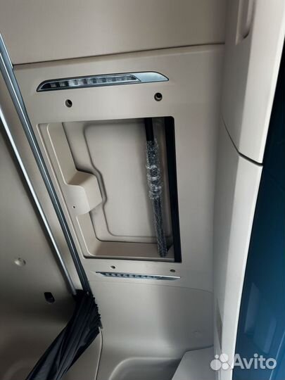 Mercedes-Benz 410D, 2024