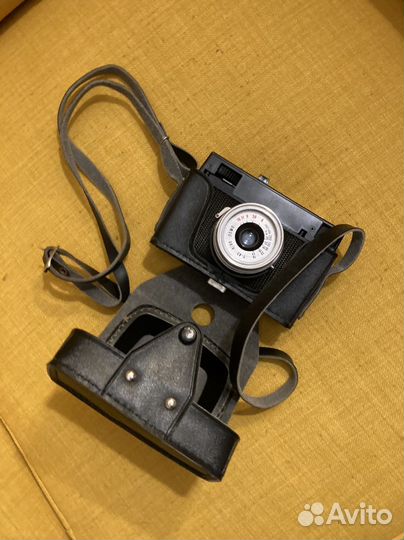 Плёночный фотоаппарат Ломо