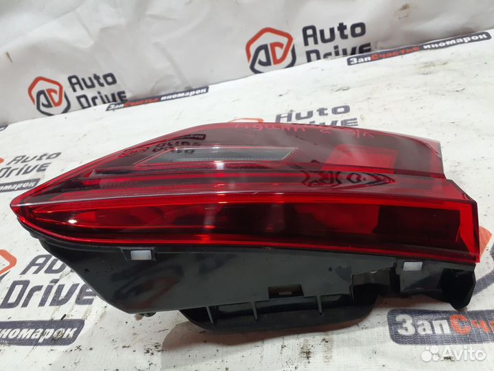 Volkswagen Tiguan 2 фонарь внутренний левый