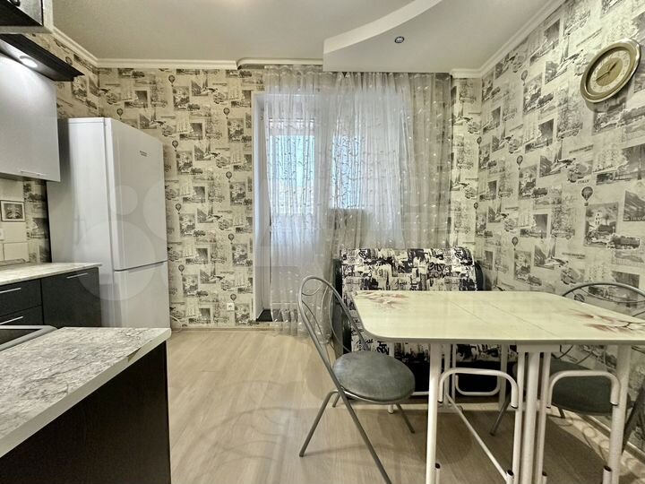 2-к. квартира, 60 м², 11/16 эт.