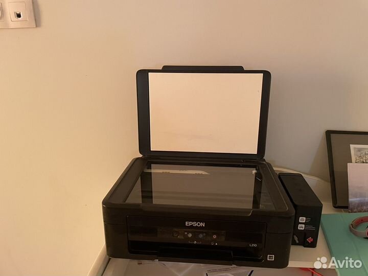 Принтер и сканер Epson L210