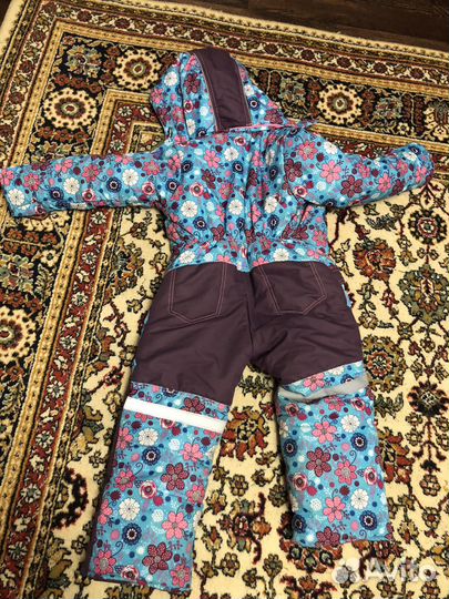 Зимний комбинезон для девочки