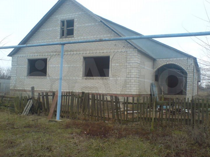 Дом 218 м² на участке 53 сот.