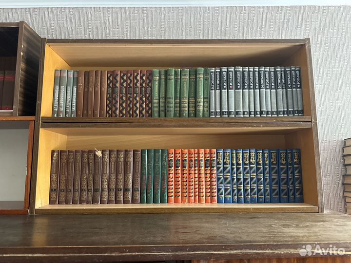 Продам старые и свежие книги