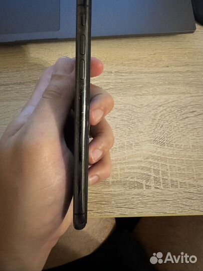iPhone X, 64 ГБ