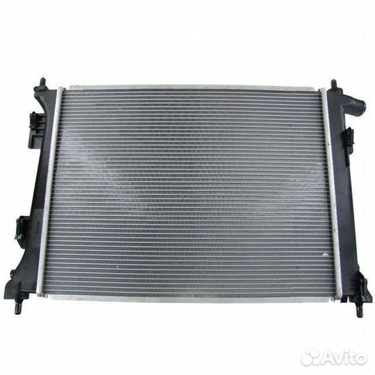 Радиатор охлаждения Kia Rio 3