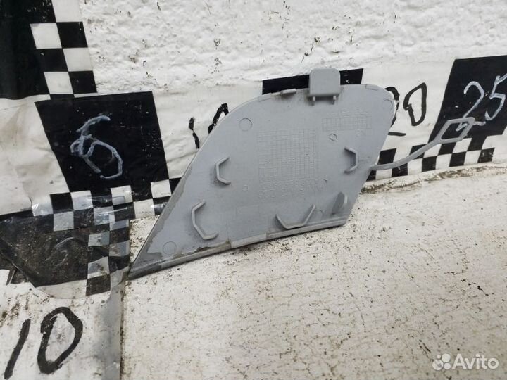 Заглушка буксировочного крюка Mercedes Benz E-klas