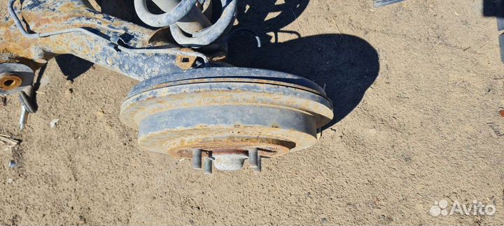 Балка задняя honda Mobilio