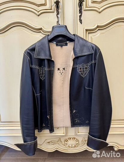 Escada куртка оригинал