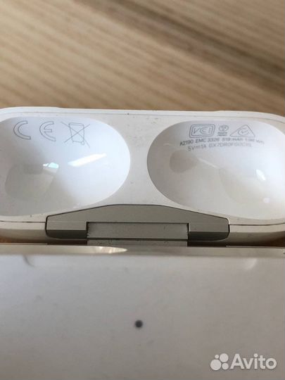 AirPods Pro кейс оригинал