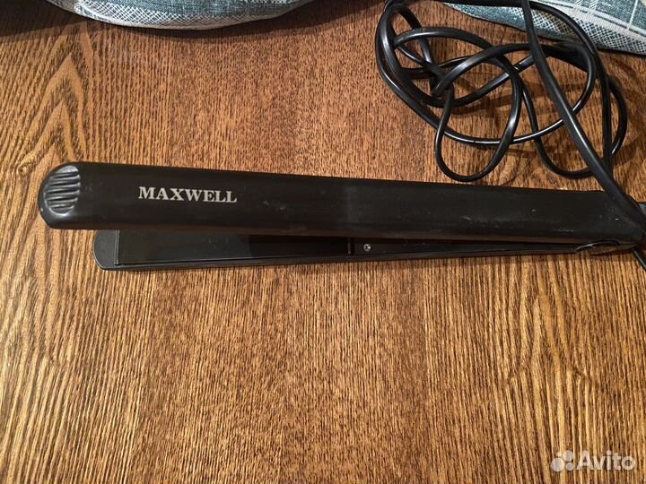 Выпрямитель для волос maxwell