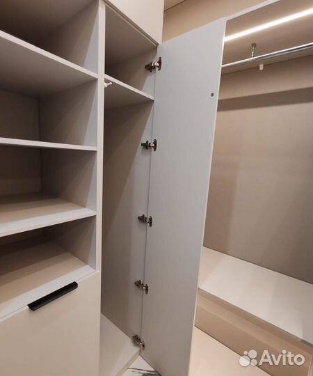 Гардеробные под ключ Шкафы