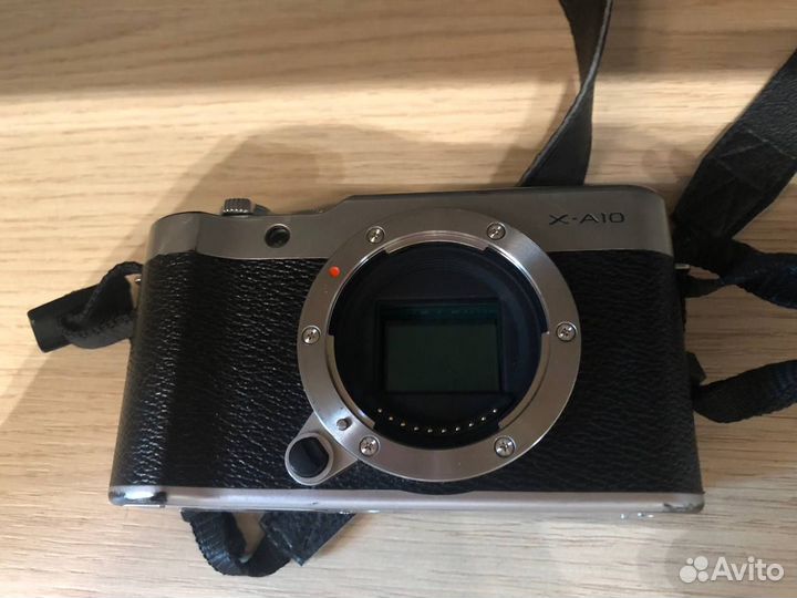 Fujifilm X-A10