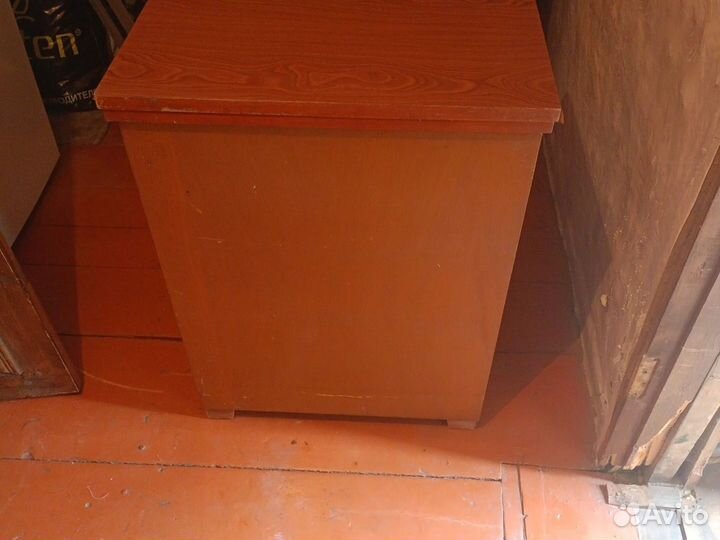 Швейная машина зиг-заг с электрическим приводом