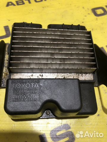 Блок управления форсунками Toyota Voxy
