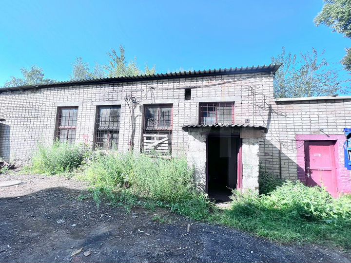 Свободное назначение, Есенина ул., 3а