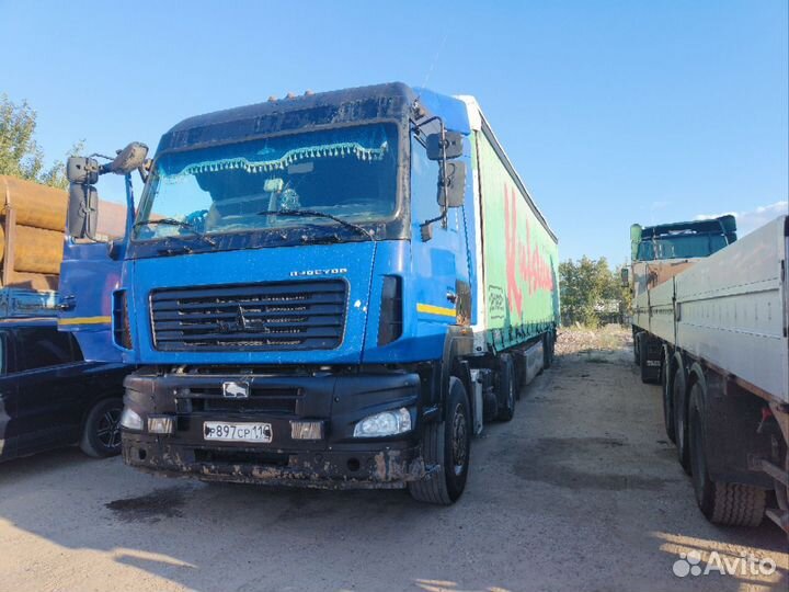 МАЗ 544018-1320-031 с полуприцепом, 2012