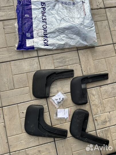 Брызговики на VW Polo V Novline-Autofamily