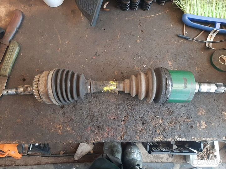 Привод левый Опель Вектра Б 2.2 дизель, y22dtr