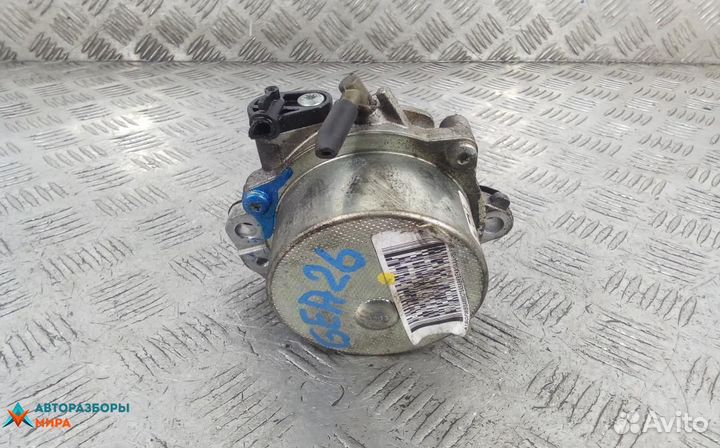 Насос вакуумный Opel Astra J рест. 2013