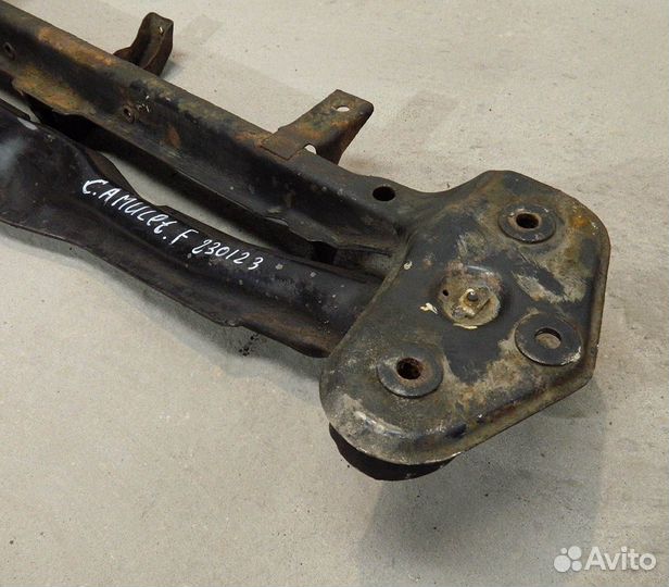 Балка подрадиаторная Chery Amulet