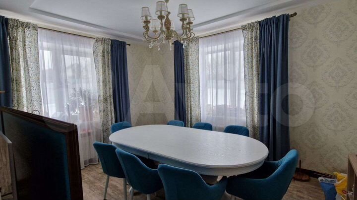 Дом 392 м² на участке 35 сот.