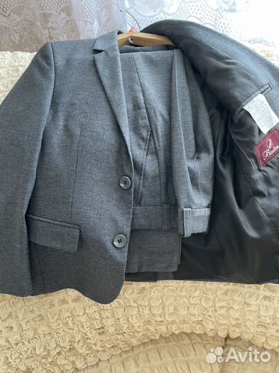 Школьный костюм