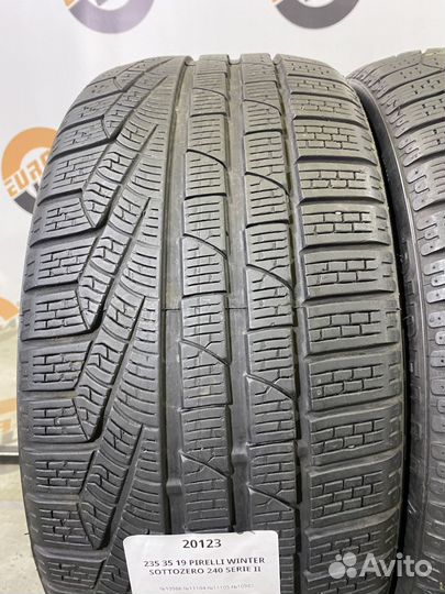 Pirelli Winter Sottozero 240 Serie II 235/35 R19