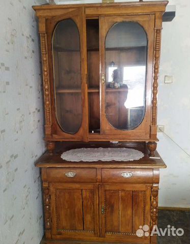 Старинный буфет