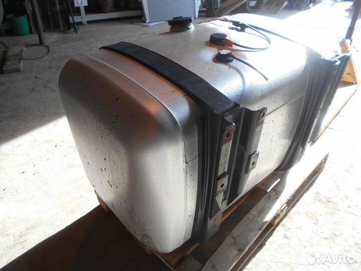 Бак топливный в сборе Mercedes-Benz