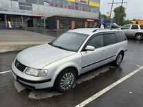 Volkswagen Passat 2.3 AT, 1999, 280 000 км, с пробегом, цена 325 000 руб.