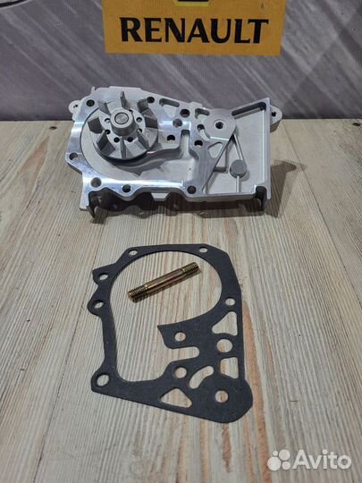 Помпа водяной насос Renault megane 3
