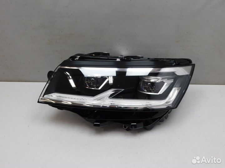 Фара левая Volkswagen California/Caravelle/Multiva