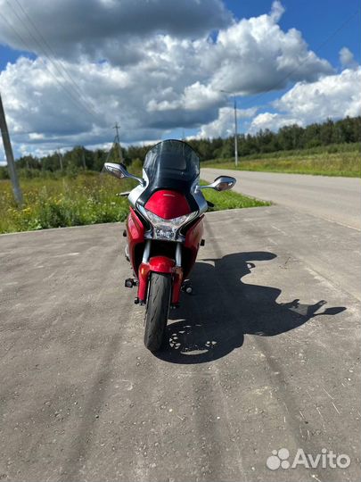 Honda VFR1200FD