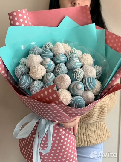 Клубничные букеты