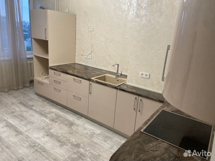 Кухонный гарнитур бу в хорошем состоянии