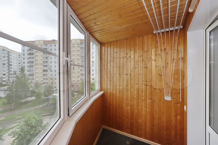 2-к. квартира, 67,2 м², 4/10 эт.