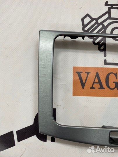 Рамка магнитолы Vw Passat CC рестайлинг 1.8 cdaa