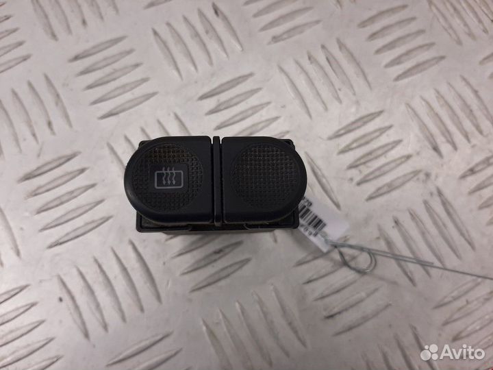 Кнопка обогрева заднего стекла seat Alhambra 2000