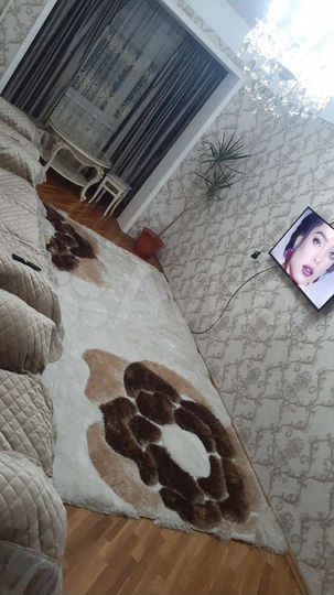 2-к. квартира, 80 м², 5/9 эт.