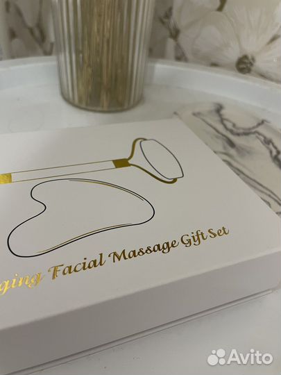 Скребок гуаша и роллер для лица