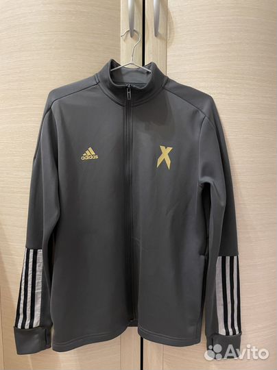 Спортивнуюая кофта adidas 164-170